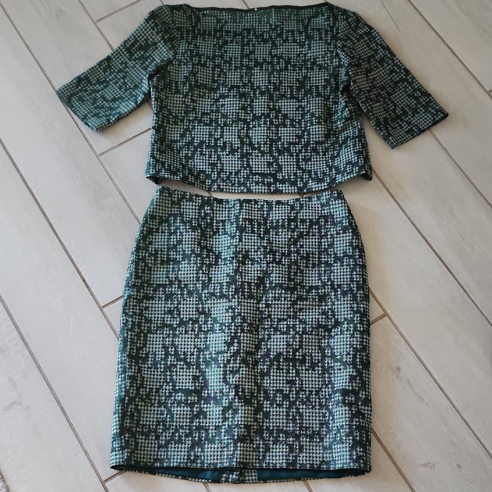 Elegant Green Patterned Dress